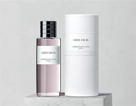 Dior perfume paris